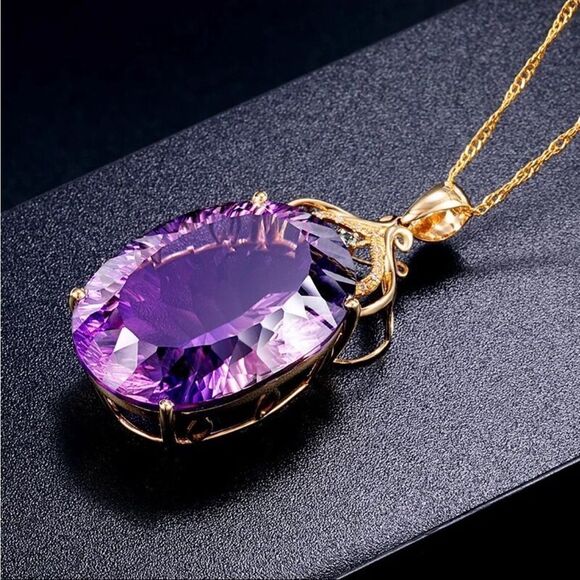 Purple Cubic Zirconia Diamond Pendant Queen Princess Bridal Gold Plated Necklace - Picture 4 of 4
